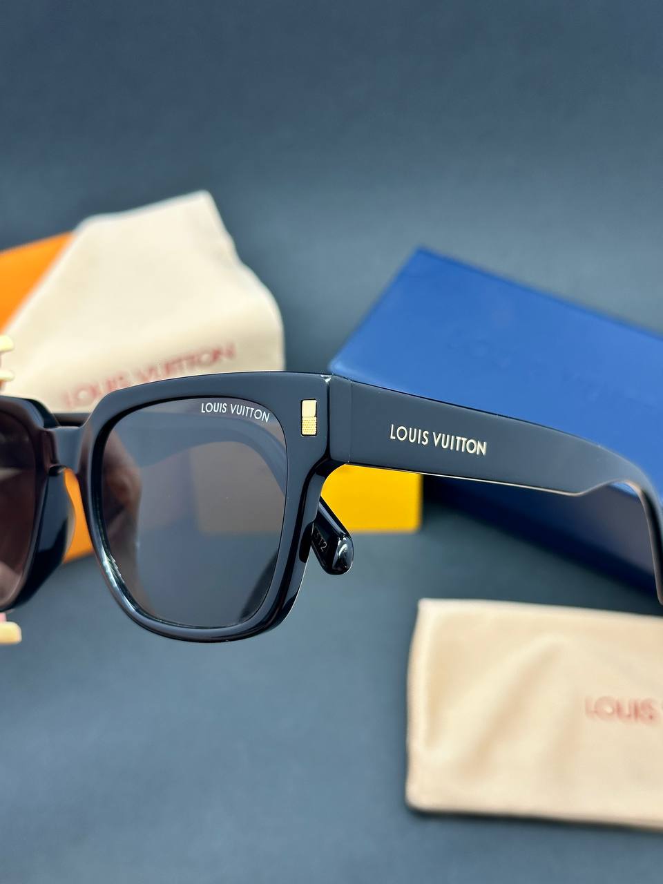 عینک افتابی مردانه لویی ویتونlv اورجینالz1496