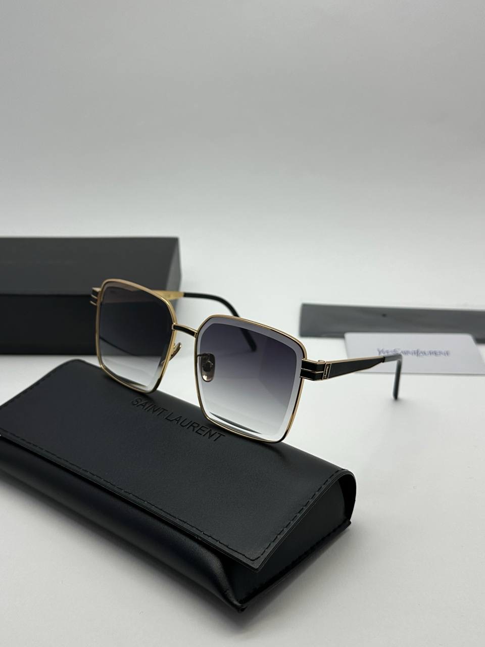 عینک افتابی زنانه ایو سن لورن اورجینالsl 517