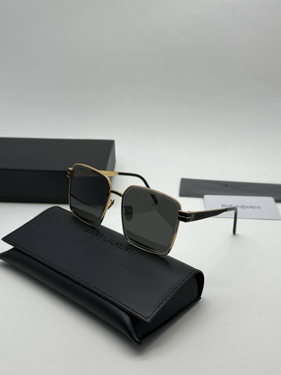 عینک افتابی مردانه ایو سن لورن اورجینالsl 517