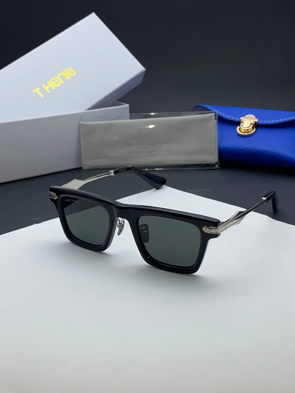 عینک افتابی زنانه تی هنری اورجینال