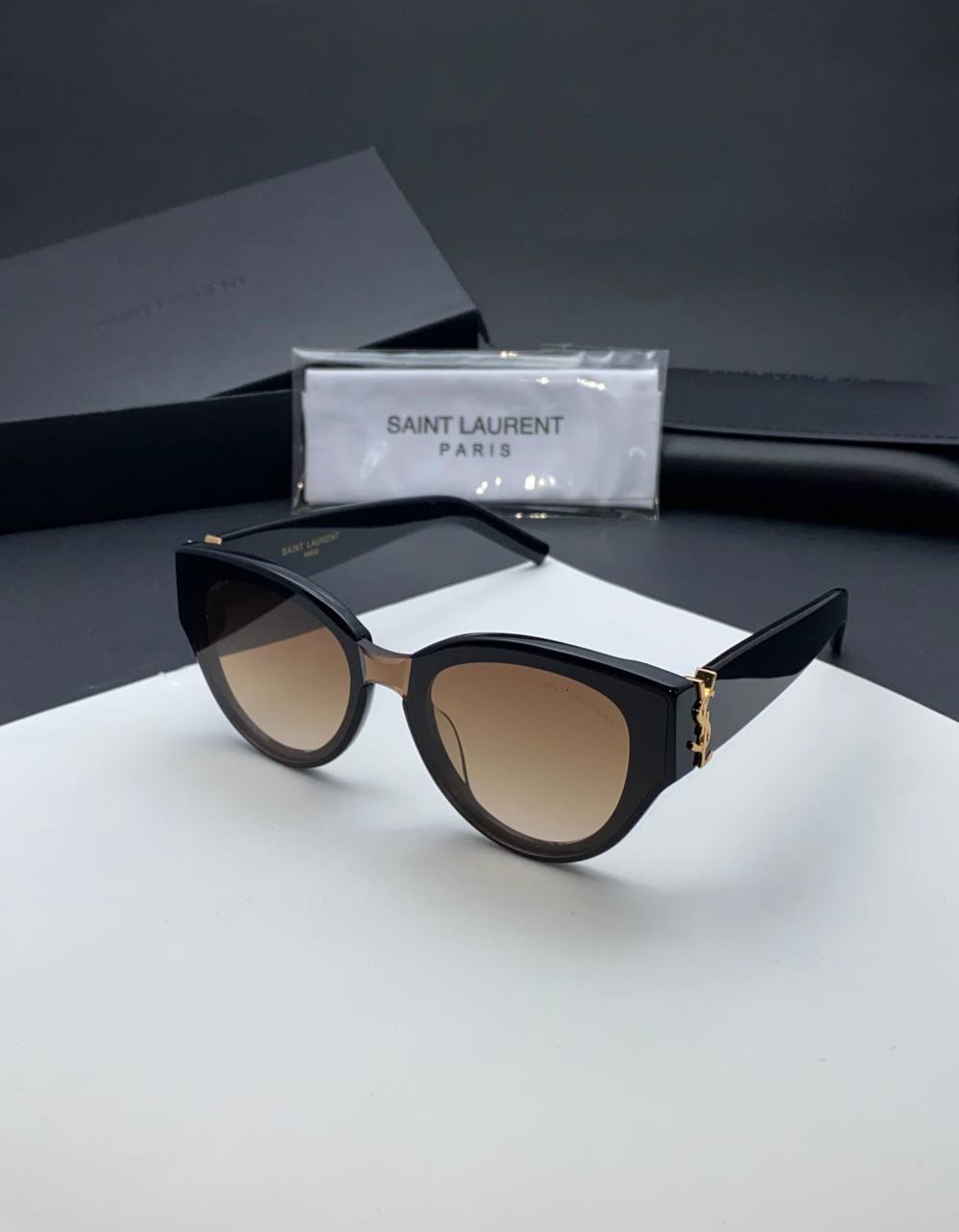 عینک افتابی زنانه ایوسن لورن اورجینال