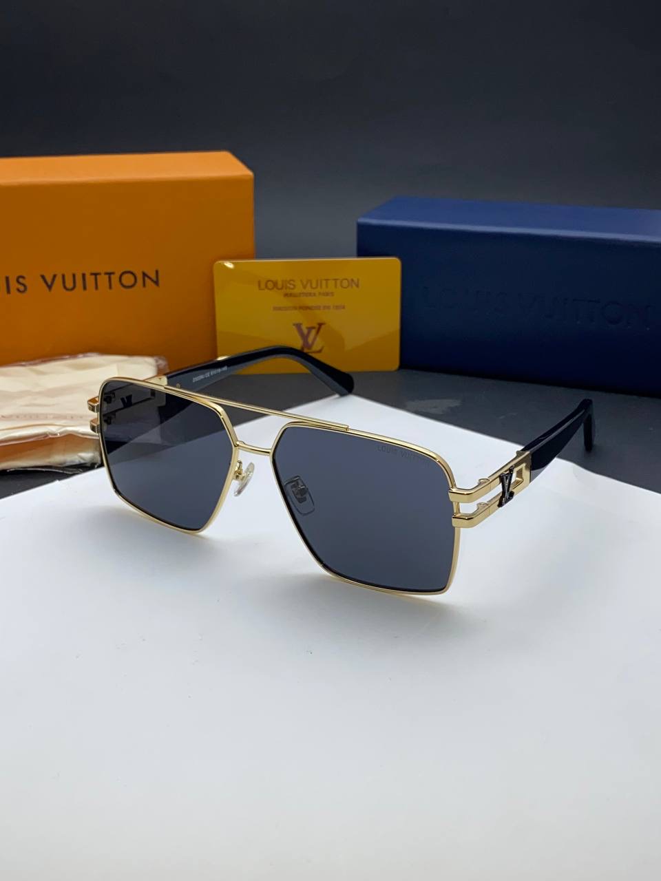 عینک افتابی  اورجینال مردانه لویی ویتون اورجینال