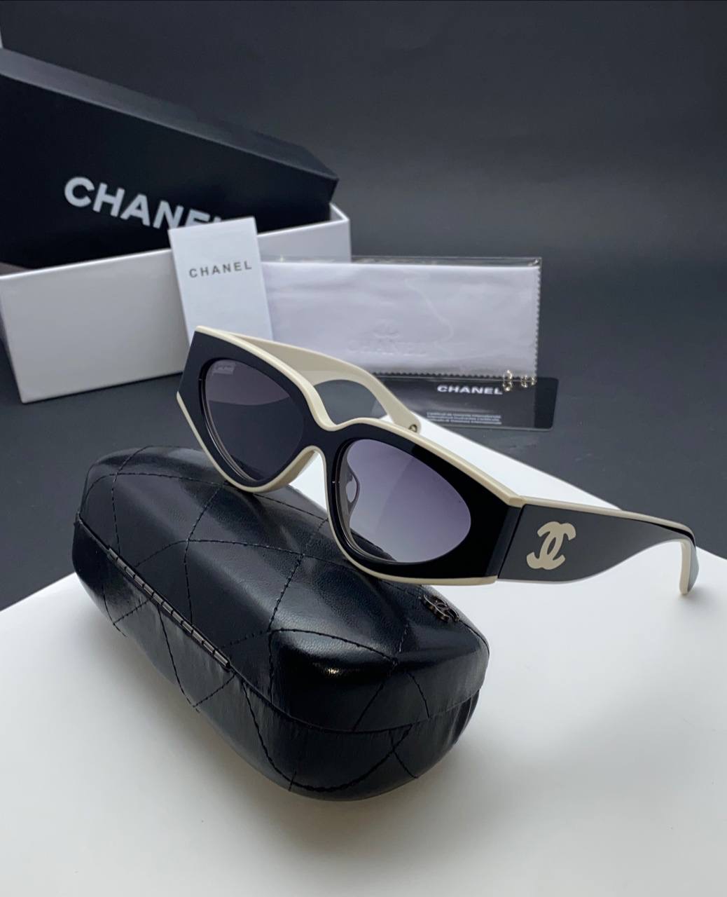 عینک افتابی زنانه شنل اورجینال