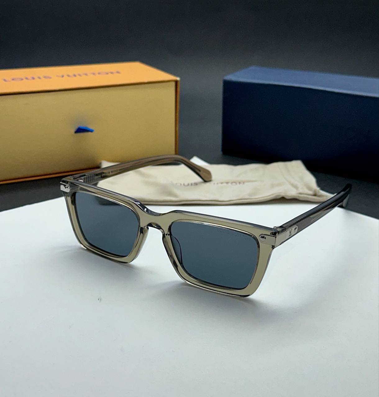 عینک آفتابی مردانه لویی ویتون اورجینال z1974