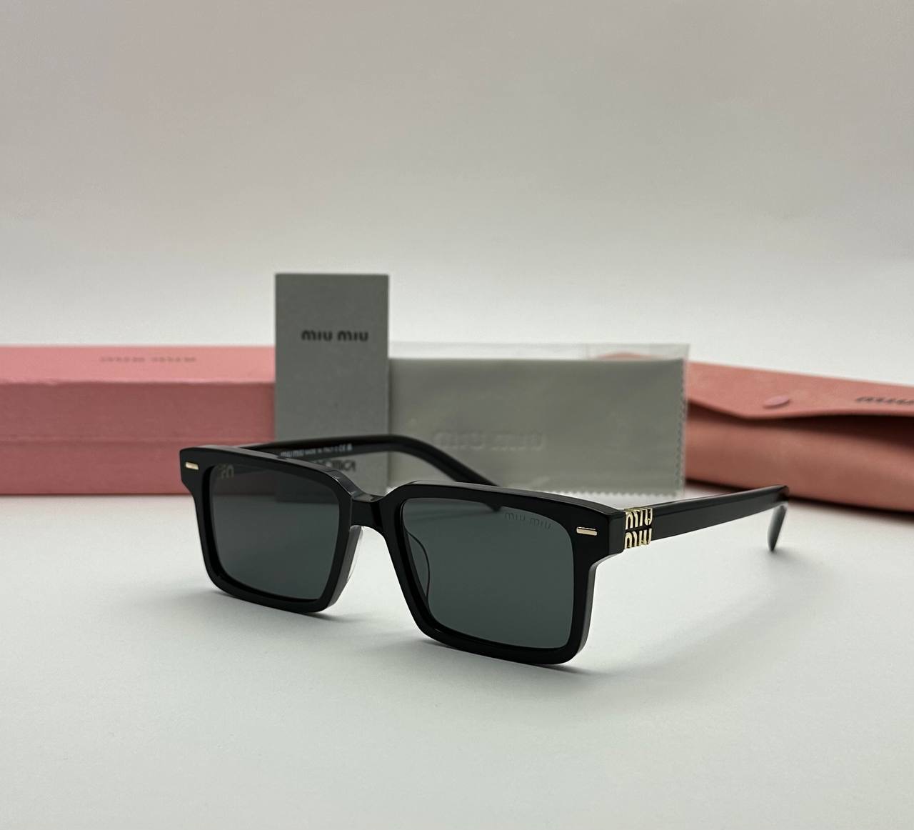 عینک یونیسکس میومیو اورجینال مشکی