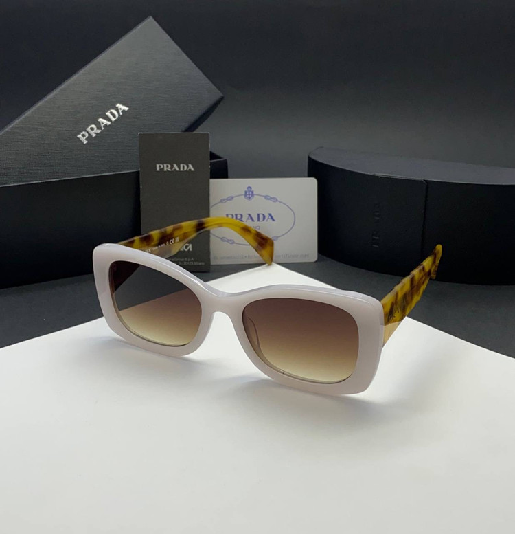 عینک زنانه پرادا اورجینال