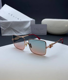 عینک افتابی صورتی