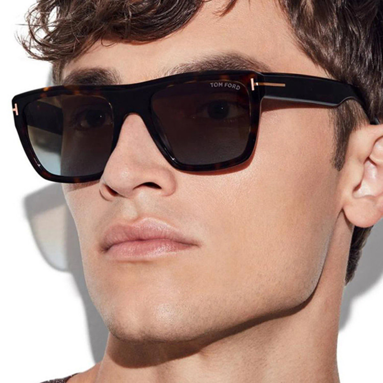 عینک افتابی مشکی پسرانه