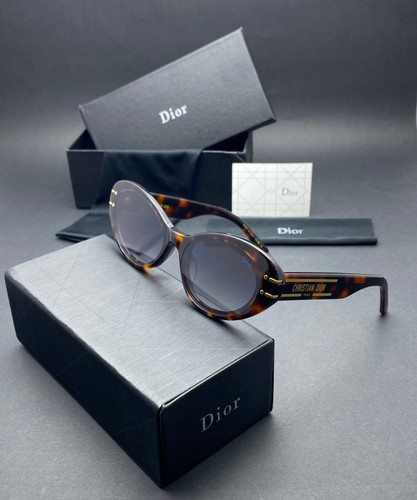 عینک افتابی زنانه دیور CDior 10A0
