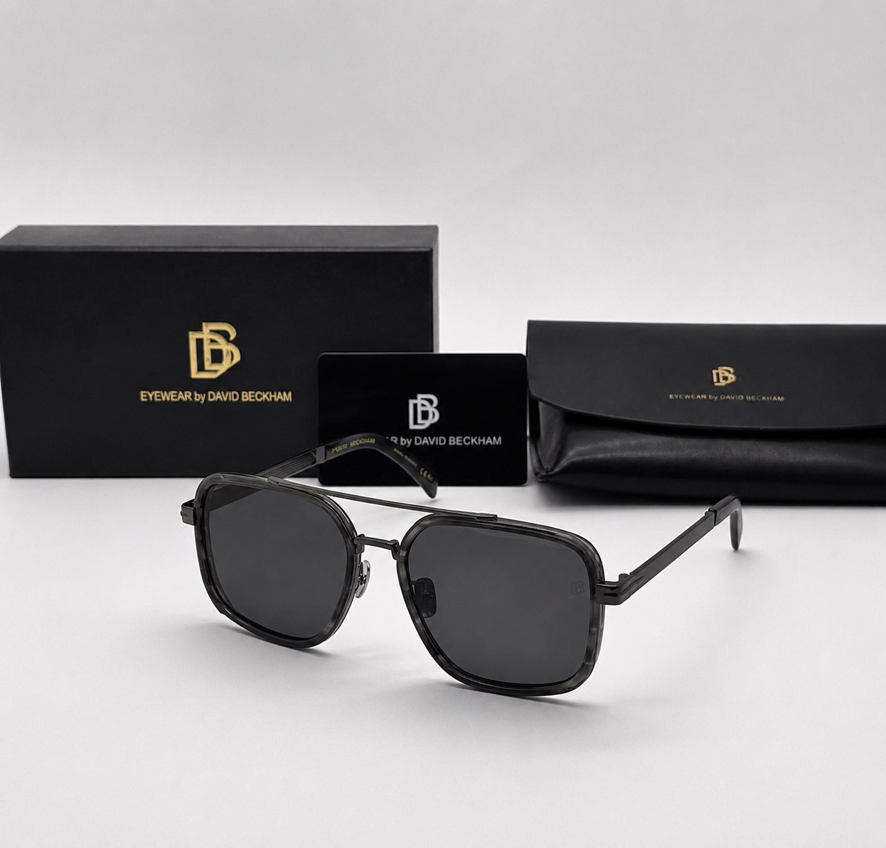عینک افتابی مردانه دیویدبکهام مدلdavidbeckham db7083 اورجینال