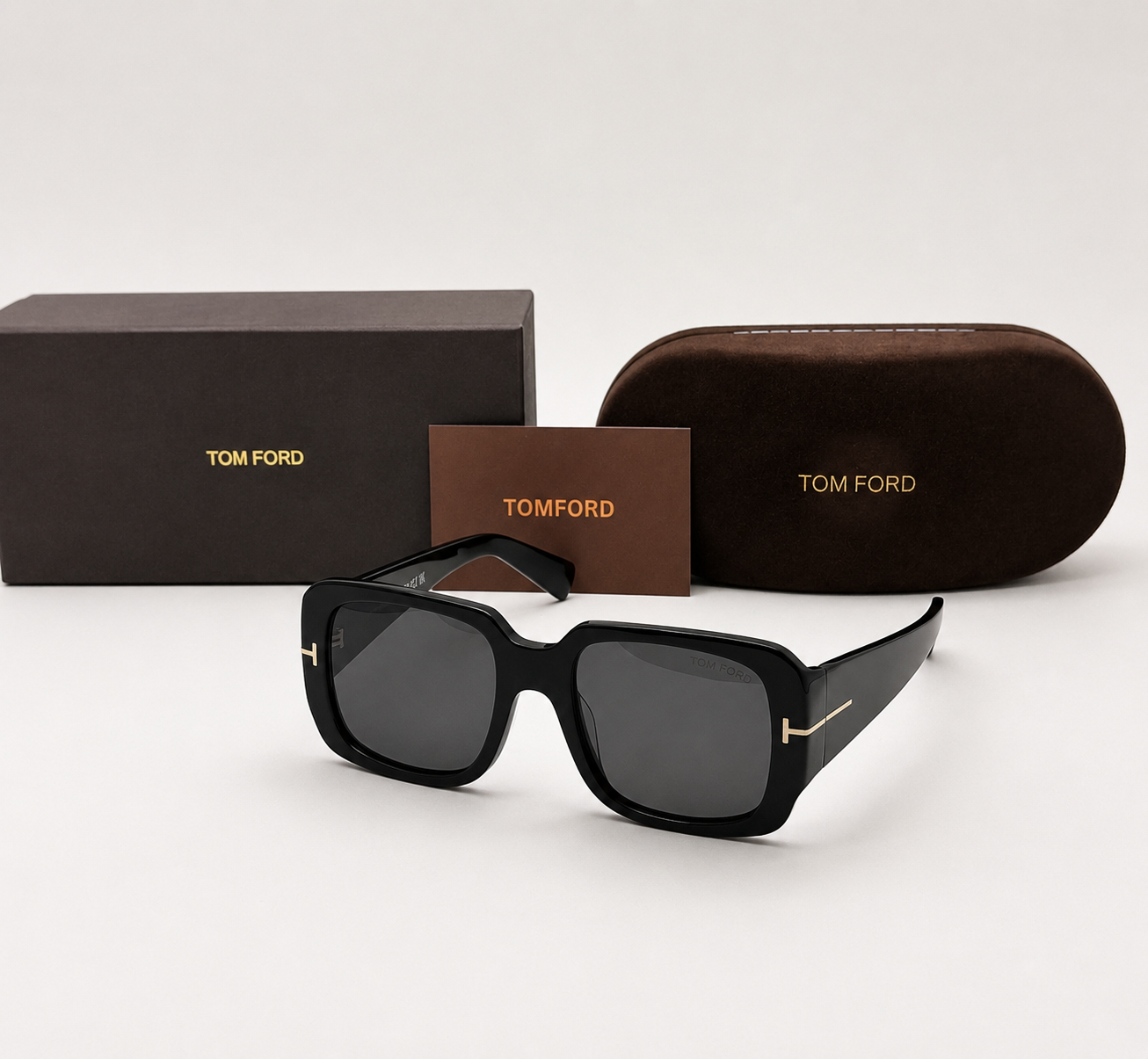 عینک افتابی یونیسکس تام‌فورد مدلTOMFORD FT1035اورجینال|مناسب استایل روزمره و رسمی