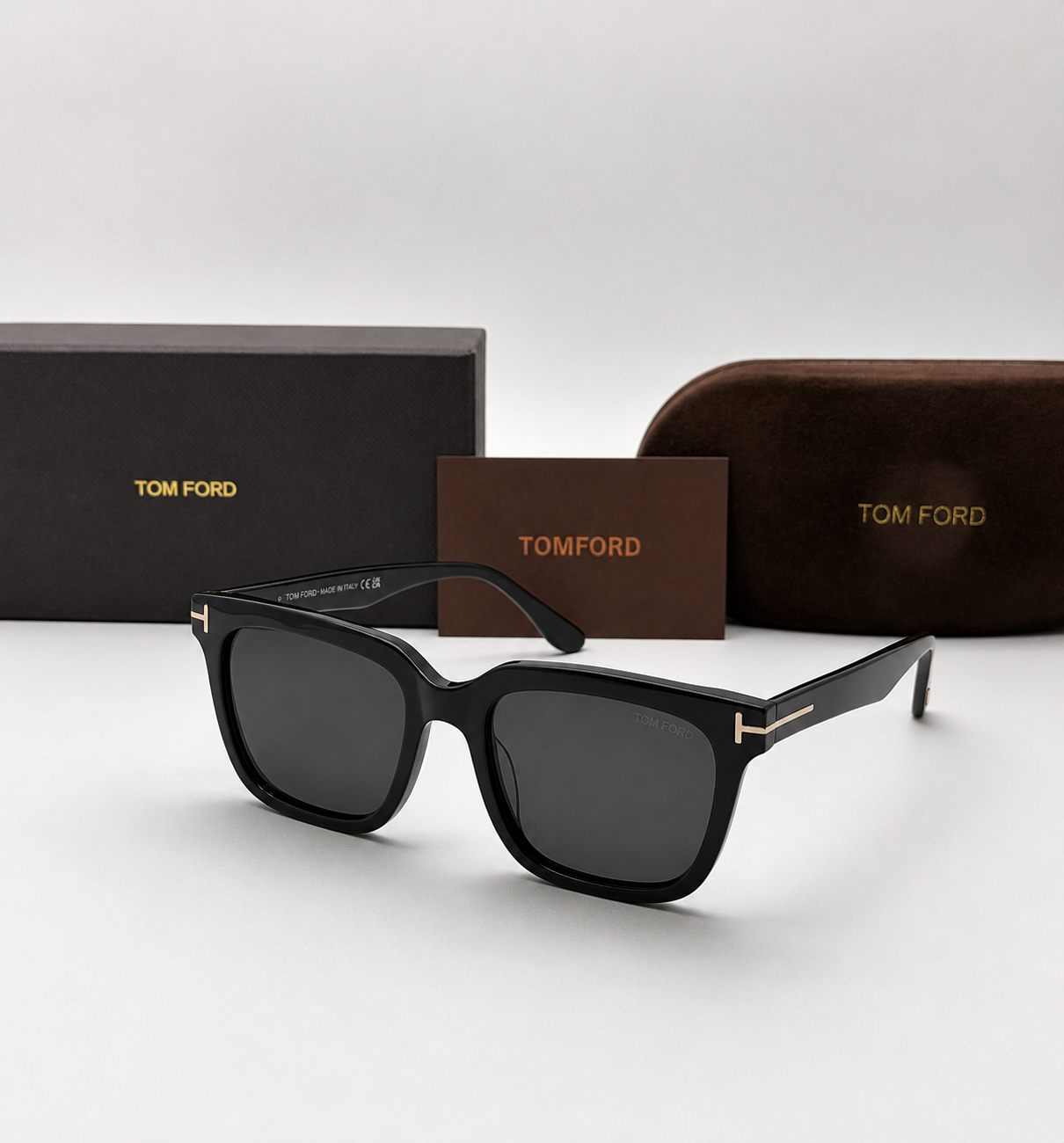 عینک افتابی یونیسکس تامفورد Tom Ford Ft0646اورجینال