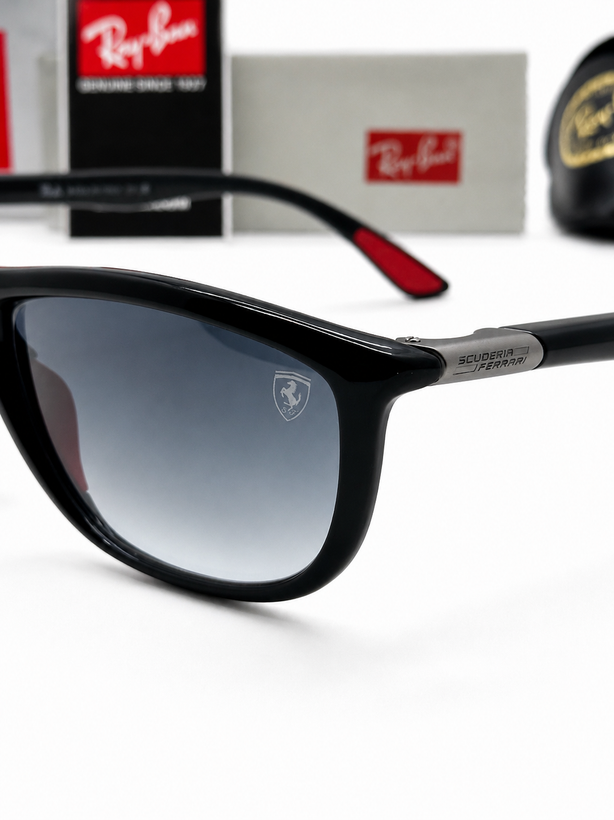 عینک آفتابی اسپرت ریبن فراری مدلRayban ferrari rb8351اصل